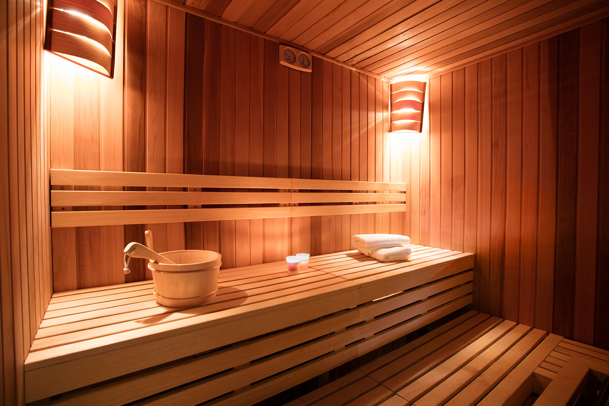 Можно в линзах в сауну. Финская сауна парилка. Отделка парилки финская сауна. Sauna (Финляндия — 2008). Современная отделка бани.